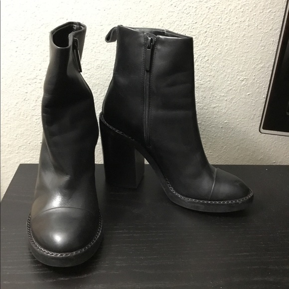 Kendall + Kylie Lance Ankle Boot Size 7M - Picture 4 of 4